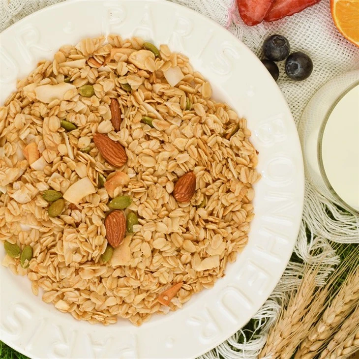 Apple nuts instant oatmeal